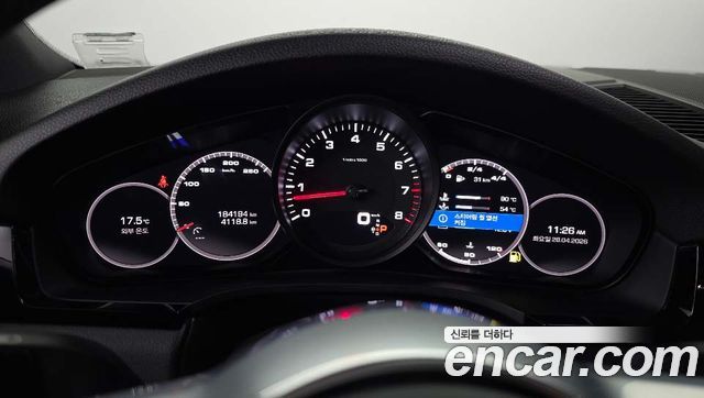 Porsche Cayenne 2019 — photo 8