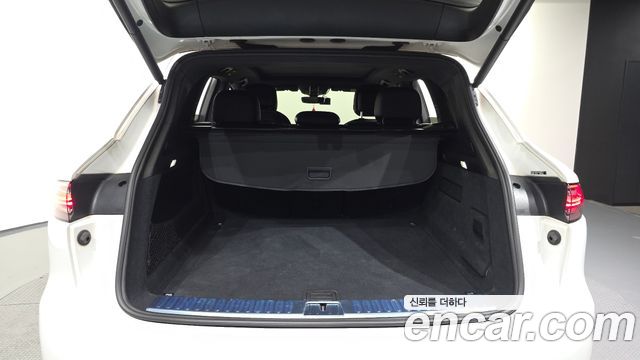 Porsche Cayenne 2019 — photo 20
