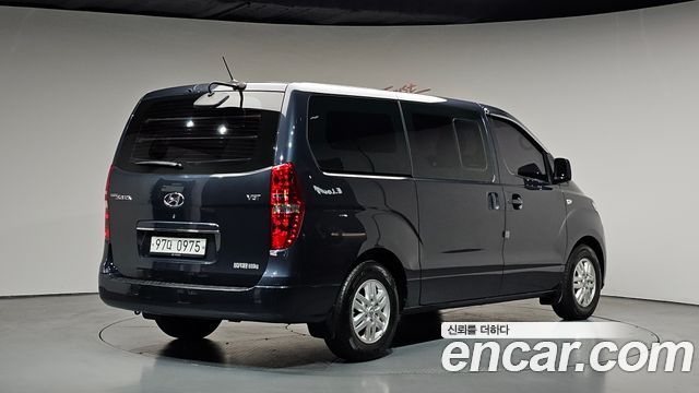 Hyundai Starex 2019 — photo 2