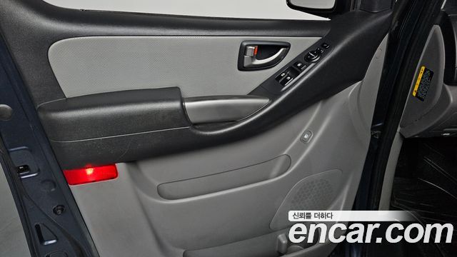 Hyundai Starex 2019 — photo 14