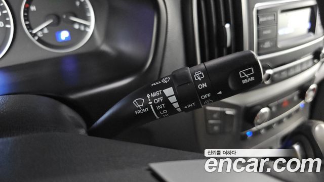Hyundai Starex 2019 — photo 27