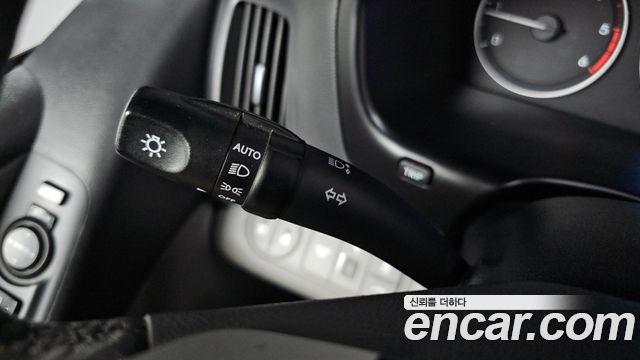 Hyundai Starex 2019 — photo 30