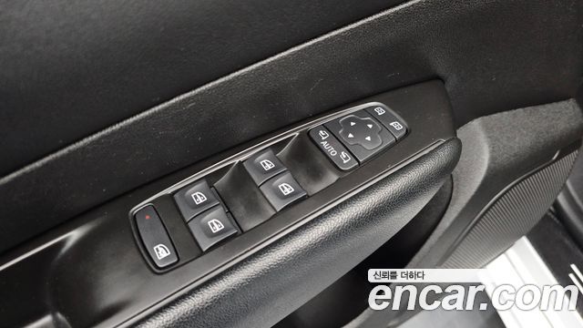 Renault Korea SM6 2020 — photo 13