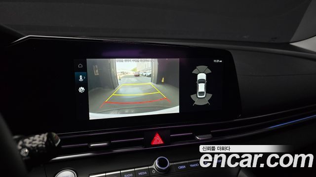 Hyundai AVANTE 2023 — photo 15