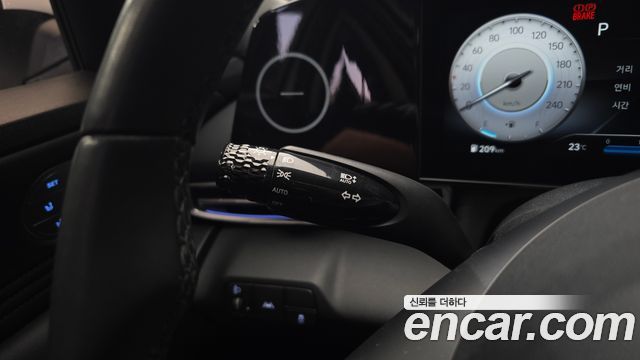 Hyundai AVANTE 2023 — photo 17