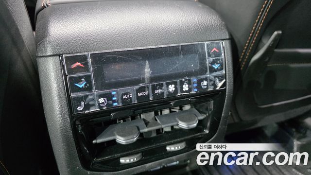 Jeep Cherokee 2023 — photo 24