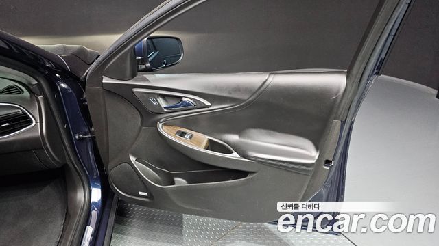 Chevrolet Korea Malibu 2017 — photo 13