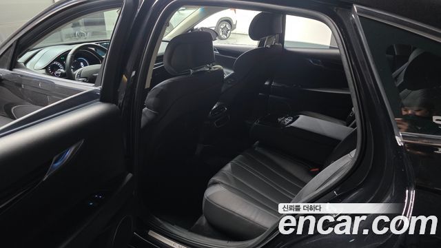 Genesis G80 2022 — photo 17
