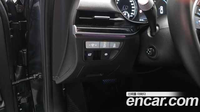 Genesis G80 2022 — photo 21