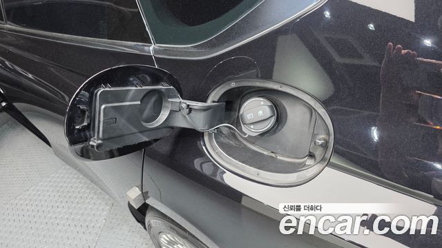 Genesis G80 2022 — photo 30