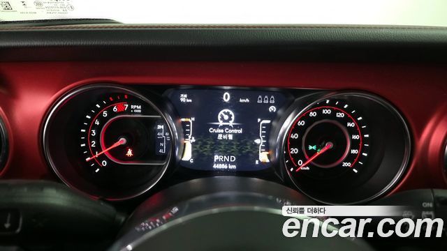 Jeep Wrangler 2022 — photo 8