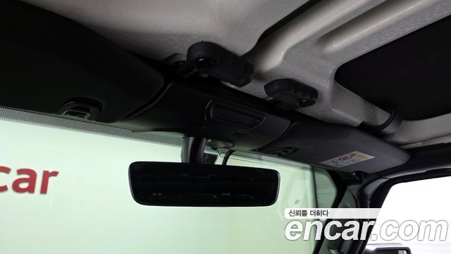 Jeep Wrangler 2022 — photo 17