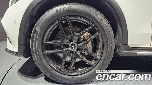 Mercedes-Benz GLC-Class 2018 — photo 5