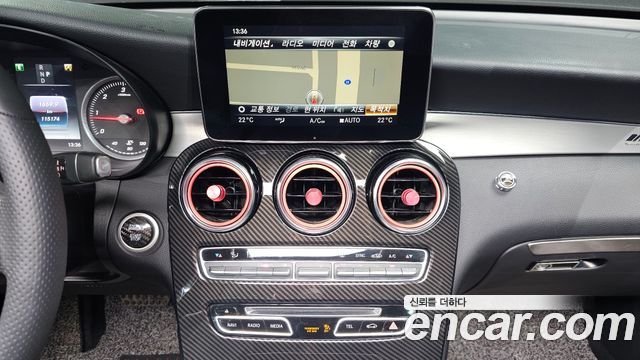 Mercedes-Benz GLC-Class 2018 — photo 15