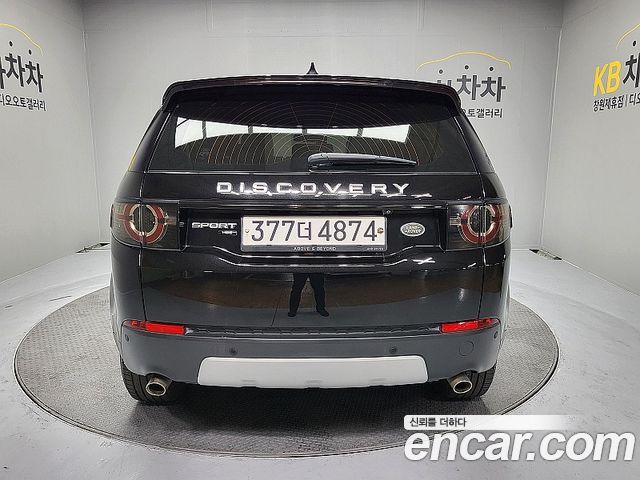 Land Rover Discovery Sport 2019 — photo 4