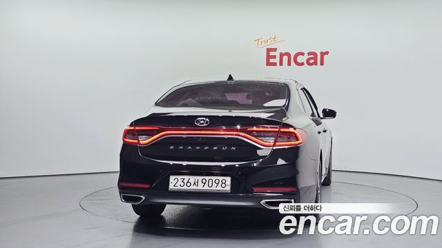 Hyundai Grandeur 2019 — photo 4