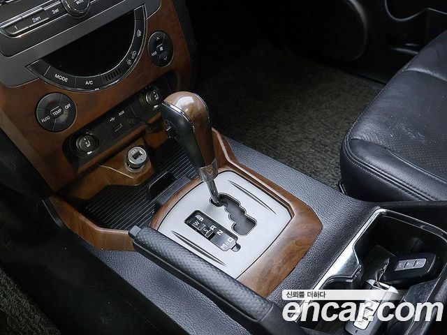 KG Mobility Rexton 2017 — photo 10