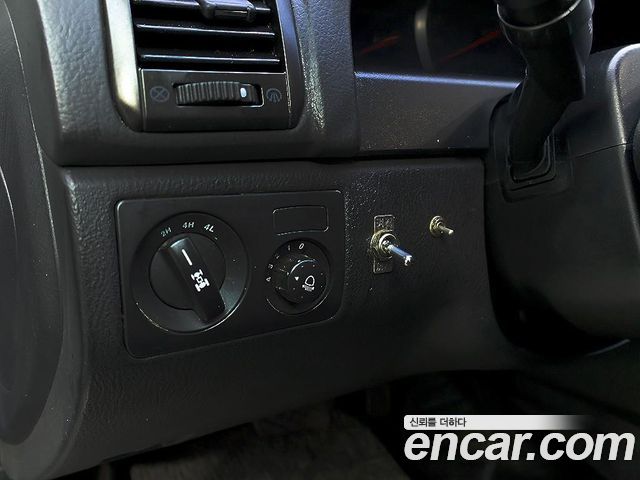 KG Mobility Rexton 2017 — photo 16