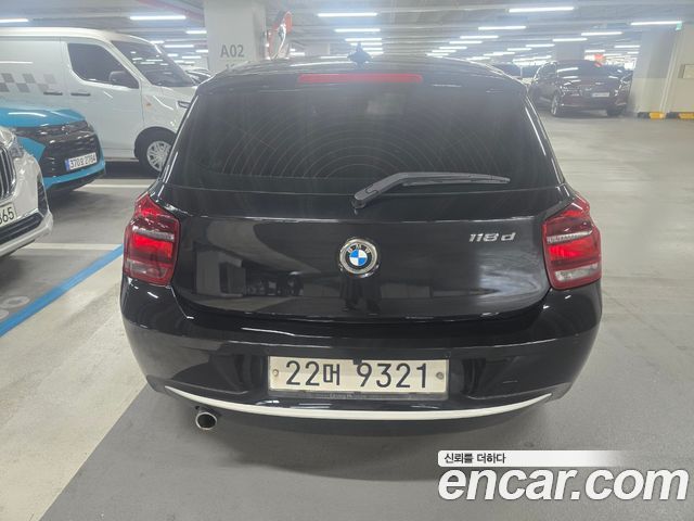 BMW 1-Series 2013 — photo 4