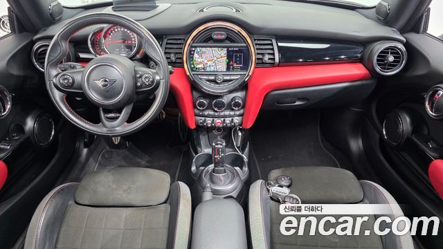 Mini Cooper 2020 — photo 10