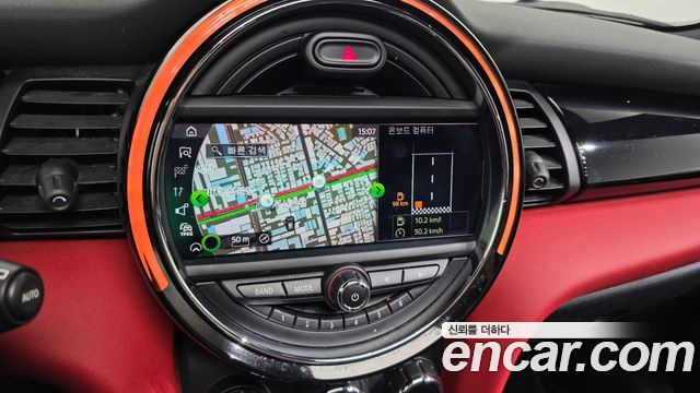 Mini Cooper 2020 — photo 20