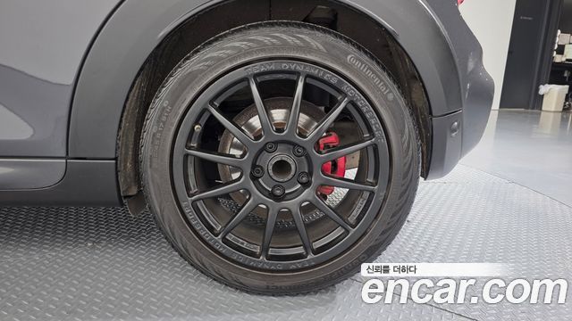 Mini Cooper 2020 — photo 7