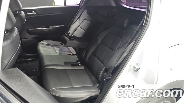 Kia Sportage 2019 — photo 12
