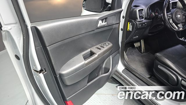 Kia Sportage 2019 — photo 19