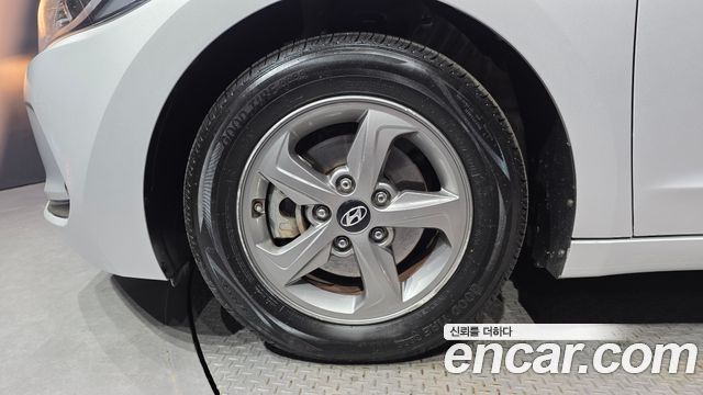 Hyundai AVANTE 2016 — photo 5