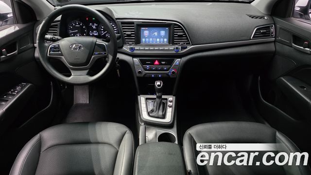 Hyundai AVANTE 2016 — photo 7