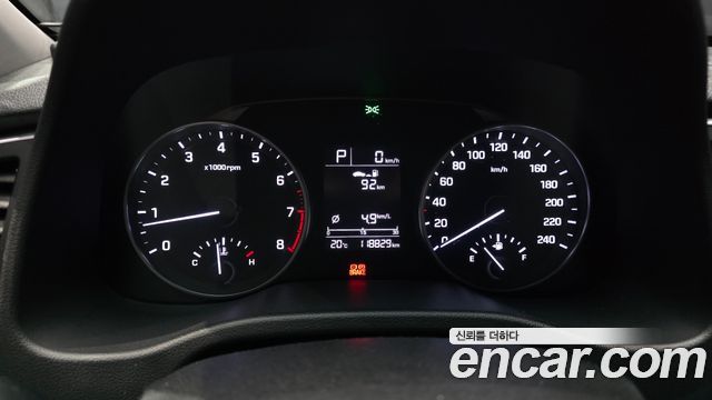 Hyundai AVANTE 2016 — photo 8