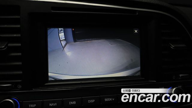Hyundai AVANTE 2016 — photo 15