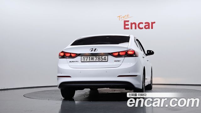 Hyundai AVANTE 2017 — photo 4