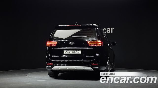 Kia Canival 2019 — photo 4
