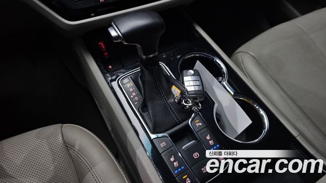 Kia Canival 2019 — photo 12