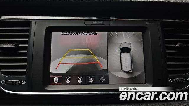 Kia Canival 2019 — photo 21