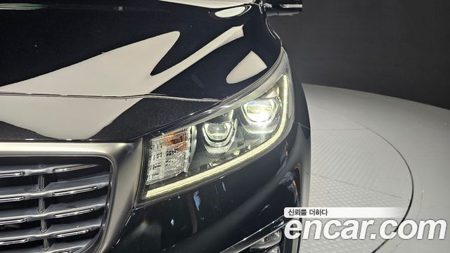 Kia Canival 2019 — photo 8