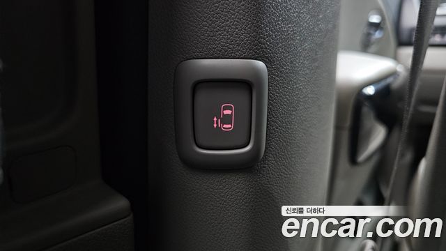 Kia Canival 2019 — photo 31