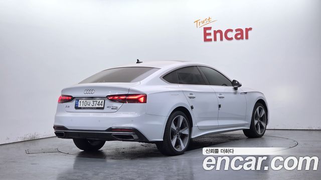 Audi A5 2021 — photo 2