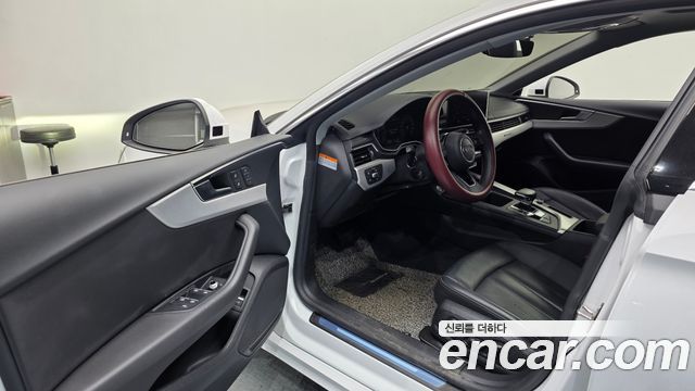Audi A5 2021 — photo 10