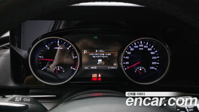 Kia Canival 2023 — photo 8