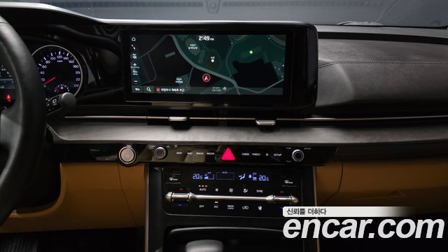 Kia Canival 2023 — photo 14