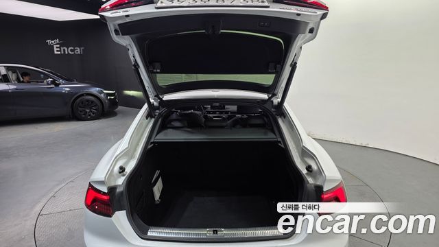 Audi A5 2019 — photo 20