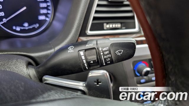 Hyundai Genesis 2016 — photo 24