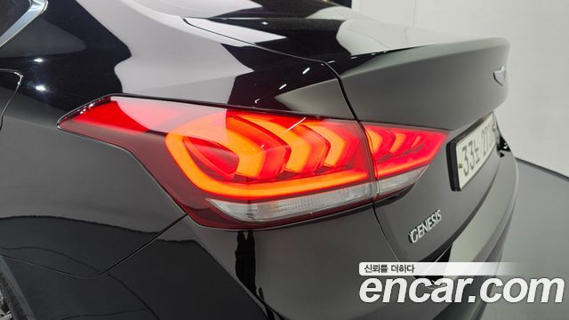 Hyundai Genesis 2016 — photo 9