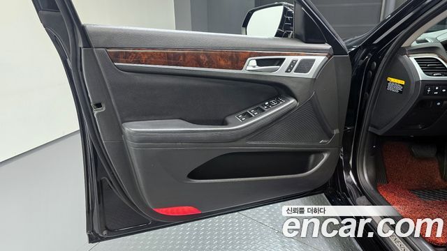 Hyundai Genesis 2016 — photo 14