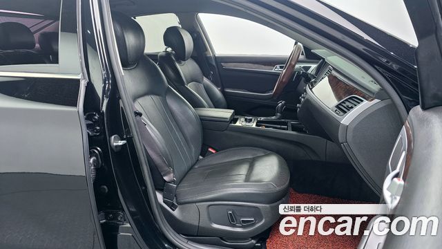 Hyundai Genesis 2016 — photo 16