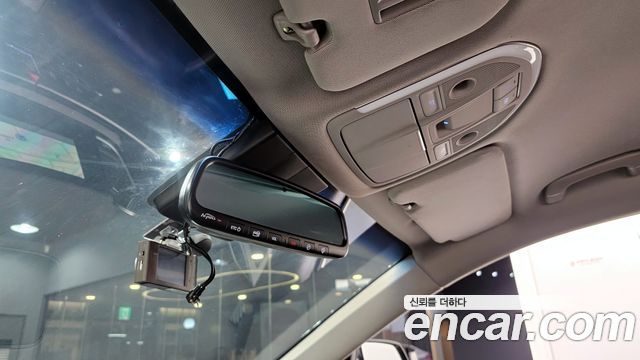 Hyundai Genesis 2016 — photo 28