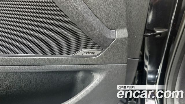Hyundai Genesis 2016 — photo 29