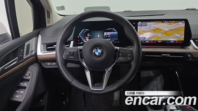 BMW 2-Series 2023 — photo 19